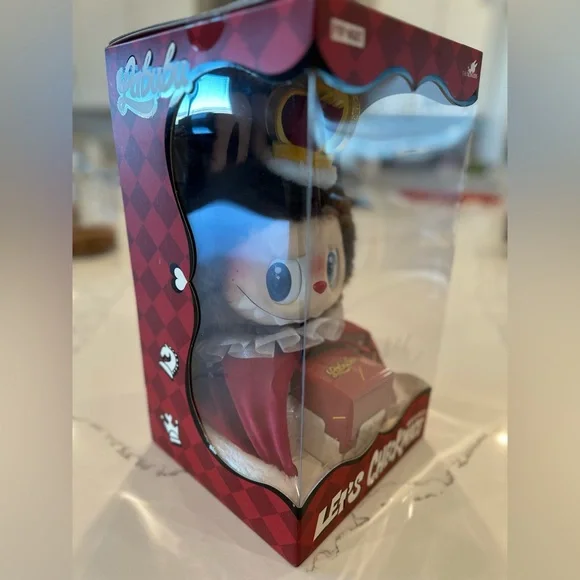 NEW AUTHENTIC in BOX Pop Mart Let's Checkmate Figure - LABUBU